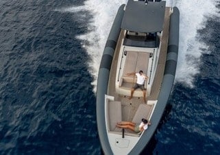 Chaser Yachts 500R aft deck and seating area