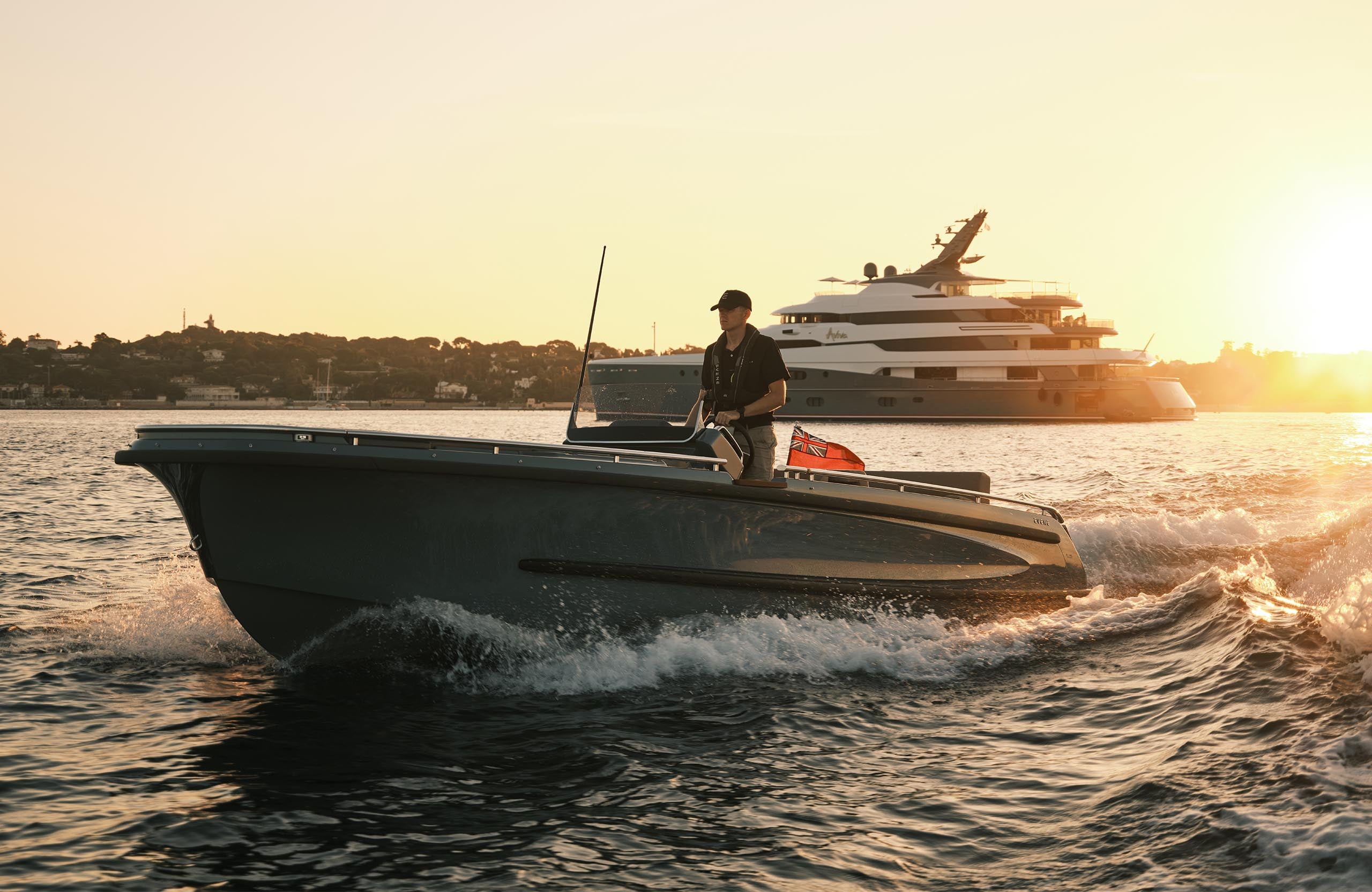 Evene Origin 71 helm station with Raymarine MFD and folding console detail