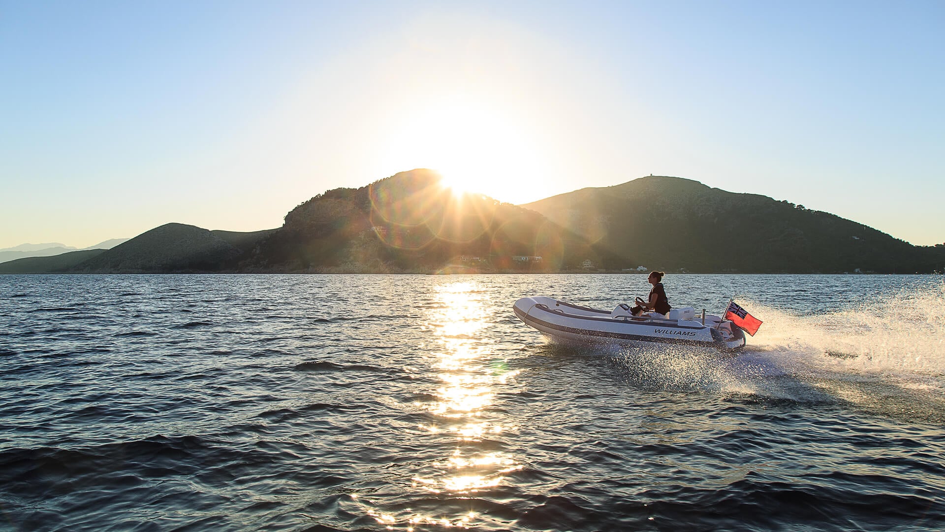 Williams SportJet 395 jet tender underway