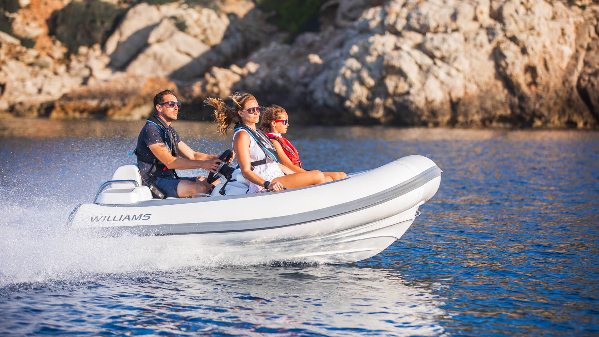 Williams TurboJet 285 jet tender underway